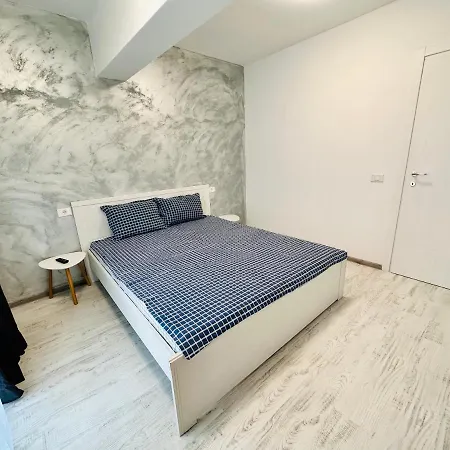 Apartment Residence *