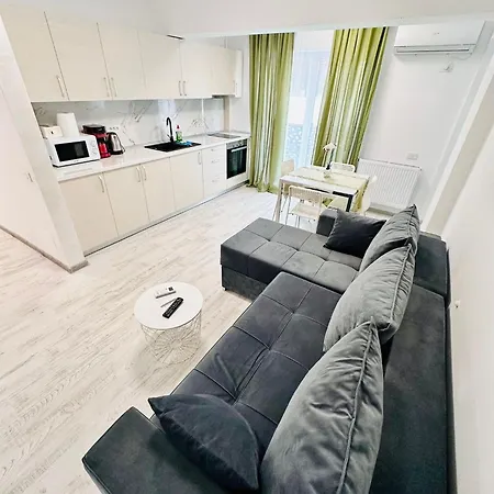 Apartment Residence *